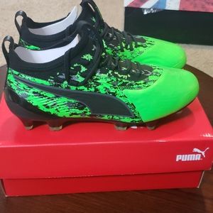 Puma One Soccer Cleats Youth 4.5 Green Black Gecko